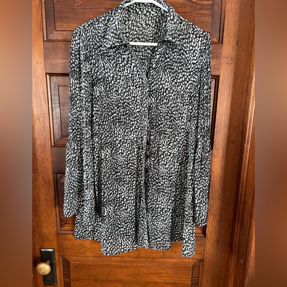 Women’s button down blouse